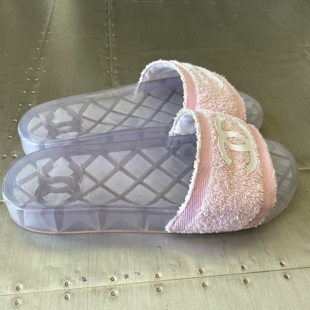 Chanel slides pink terry cloth logo sandals sz 39 - Picture 9 of 11